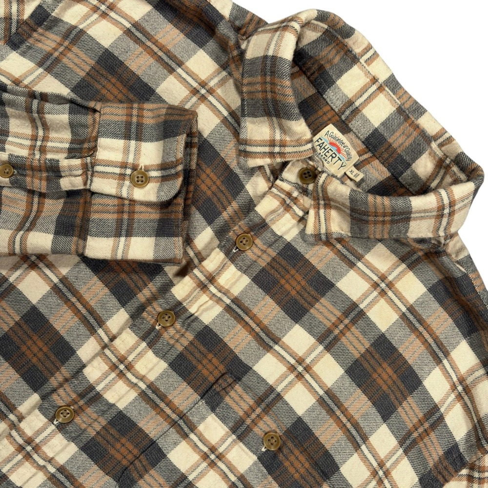Faherty The Movement Flannel Shirt Mens XL Tan Brown Gray Plaid Button Down L/S